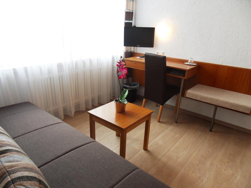 Hotel Linnert Weiterstadt Habitación foto