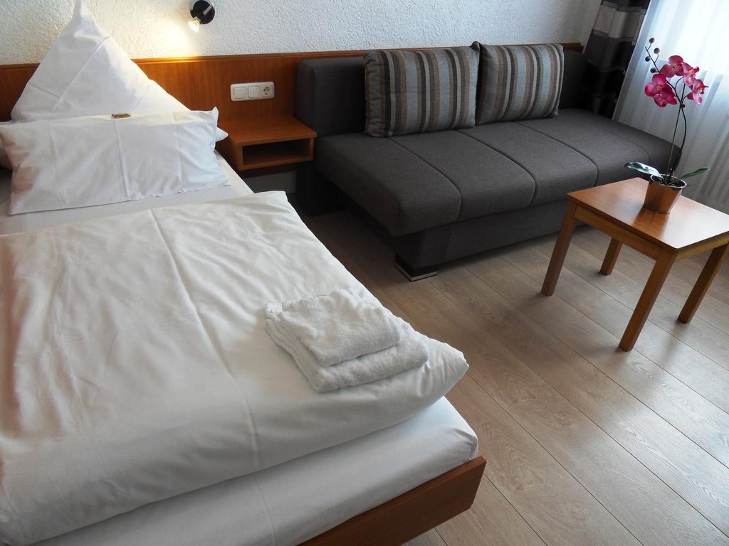 Hotel Linnert Weiterstadt Habitación foto