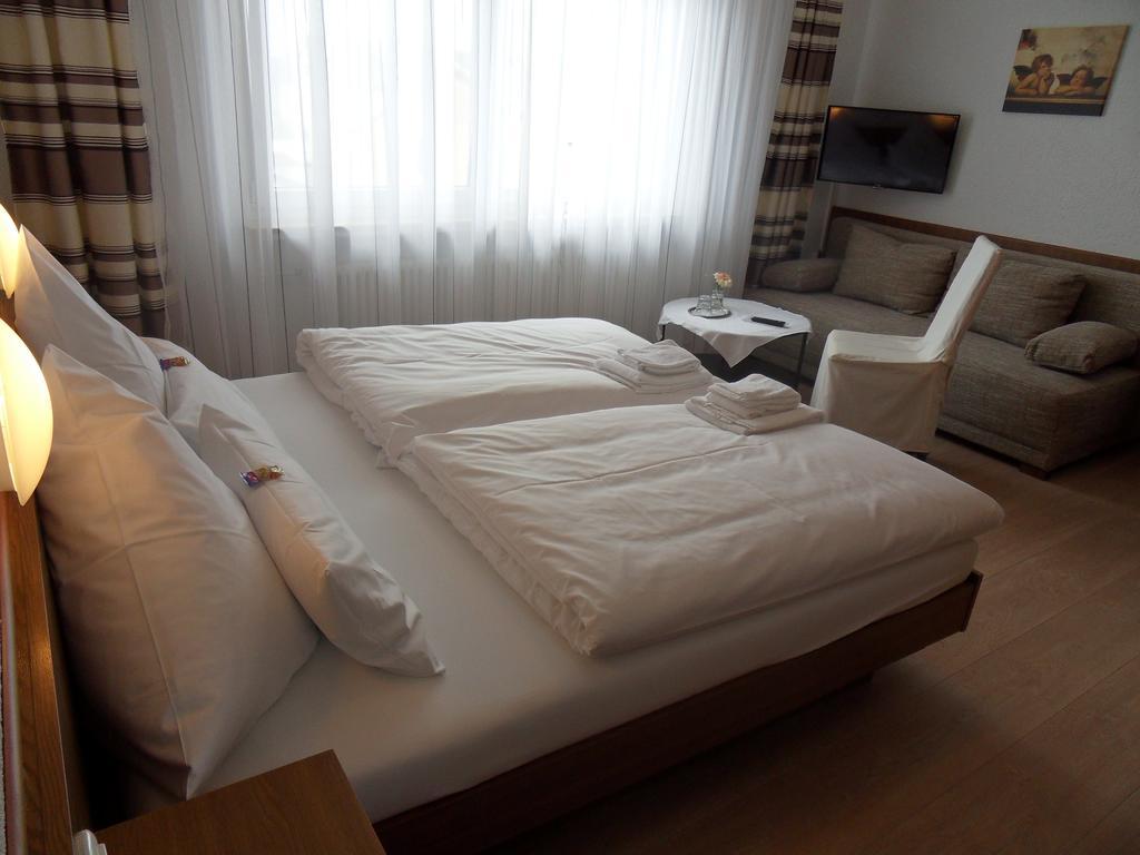 Hotel Linnert Weiterstadt Habitación foto